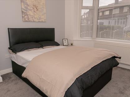 Room in a Shared House, Ashwood Avenue, M34