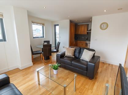 2 Bed Flat, Marlborough Street, L3