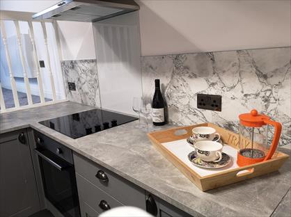 1 Bed Flat, Cliviger, BB10