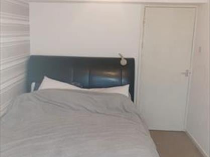 Room in a Shared Flat, Griffith John Street, SA1