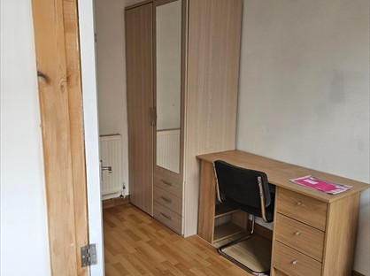 2 Bed Terraced House, Hanover Street, ST5