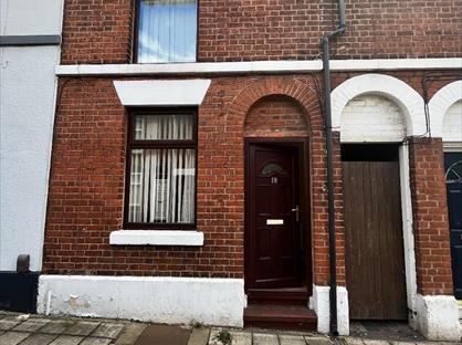 2 Bed Terraced House, Union Street, WA7