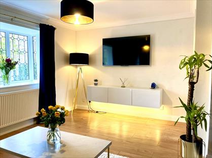 Room in a Shared House, Woodside Park Avenue, LS18