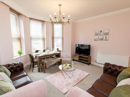 2 Bed Flat, Saint Michael's Road, BH2