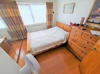 3 Bed Flat, Cowbridge Lane, IG11