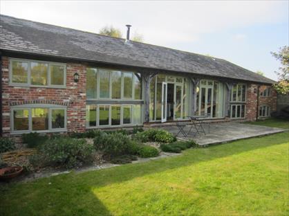 4 Bed Semi-Detached House, Itchenor Road, PO20