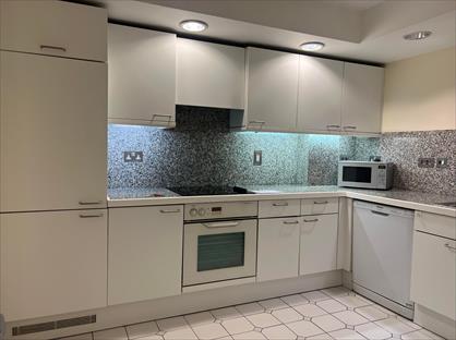 1 Bed Flat, Anchorage Point, E14