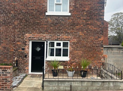 2 Bed End Terrace, Westfield Mews, WA7