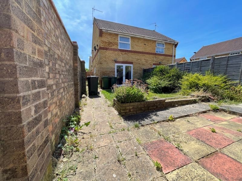Peterborough 2 Bed SemiDetached House, Fairchild Way, PE1 To Rent