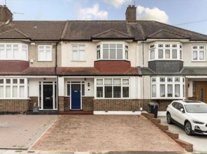3 Bed Terraced House, Woodyates Road, SE12