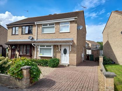 3 Bed Semi-Detached House, Broome Close, NG24