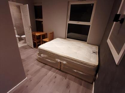 Studio Flat, Framfield Road, W7