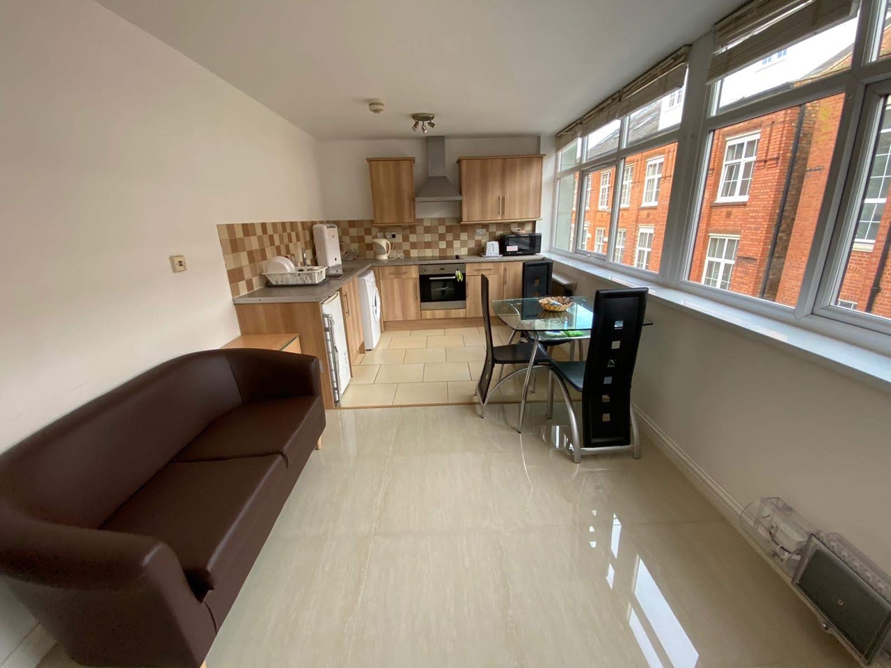 1 Bed Flat, Albion House, LE1, N1 7GU