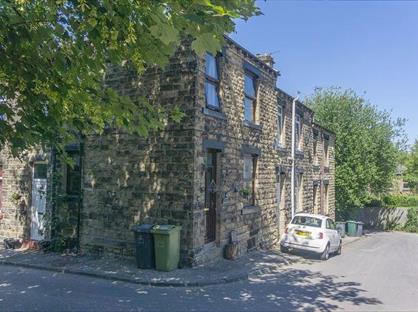 2 Bed End Terrace, Strawberry Bank, WF15