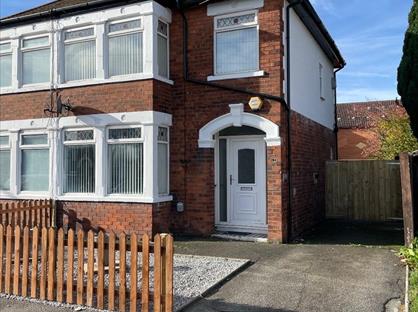 3 Bed Semi-Detached House, Spring Gardens, HU4