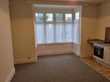 Studio Flat, Tring Road, HP20