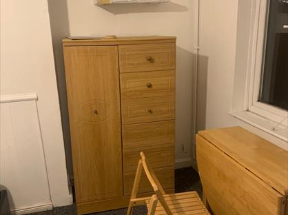 Room in a Shared Flat, Highland Road, GU12