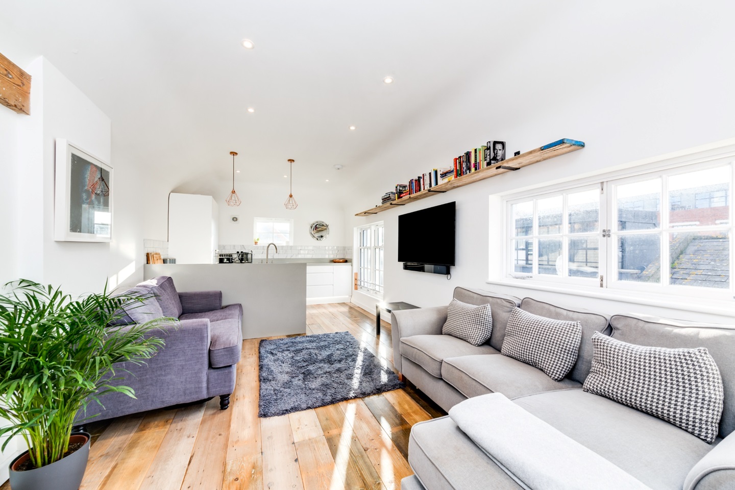 2 Bed Penthouse, Vine Street, BN1