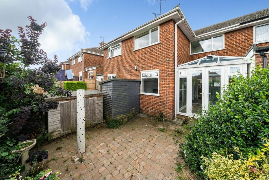 Sittingbourne 3 Bed Terraced House, Gadby Road, ME10 To Rent Now