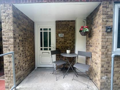 1 Bed Flat, Dunkeld Drive, HU6