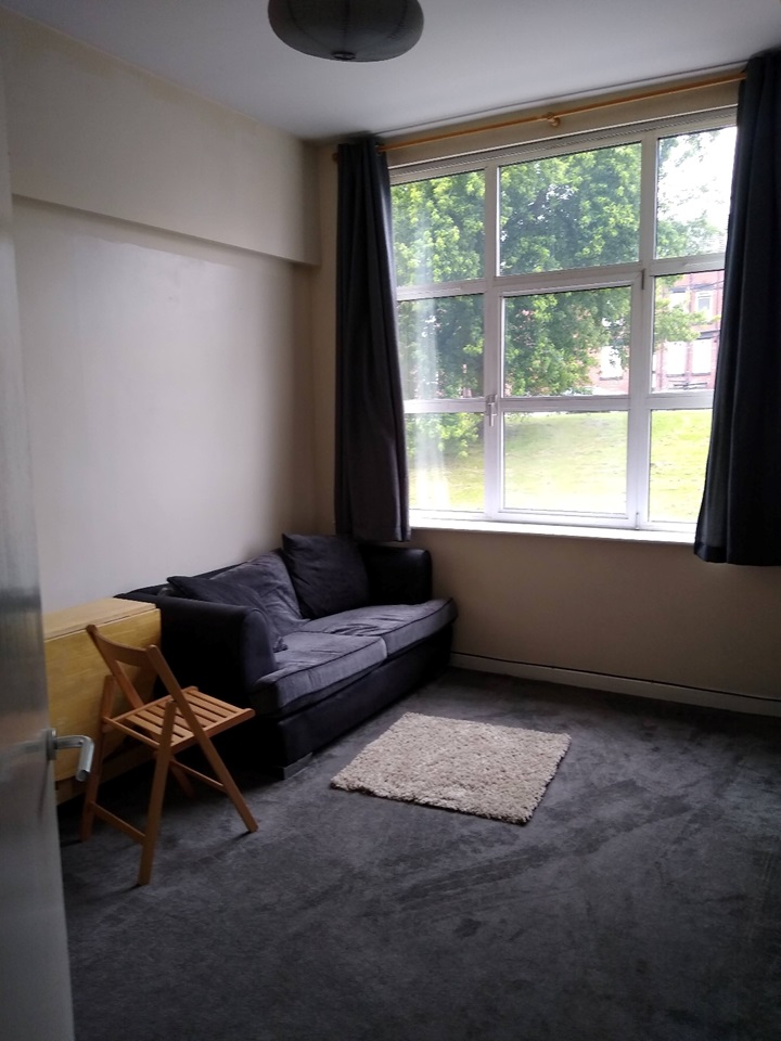Leeds 1 Bed Flat, Leeds, LS2 To Rent Now for £700.00 p/m