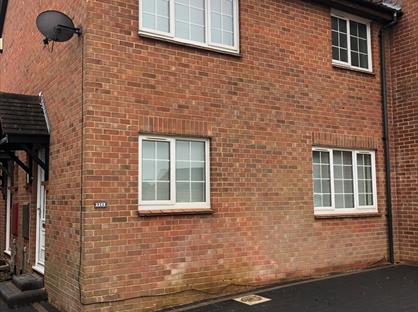 1 Bed Terraced House, Sudeley Gardens, SS5