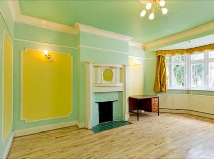 2 Bed Flat, A, NW2