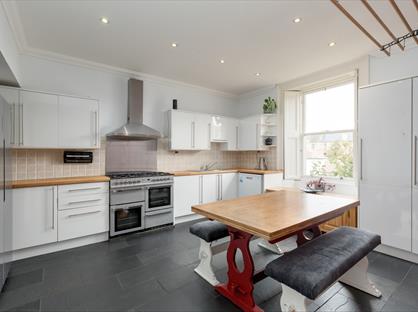 4 Bed Terraced House, North Fort Street, EH6