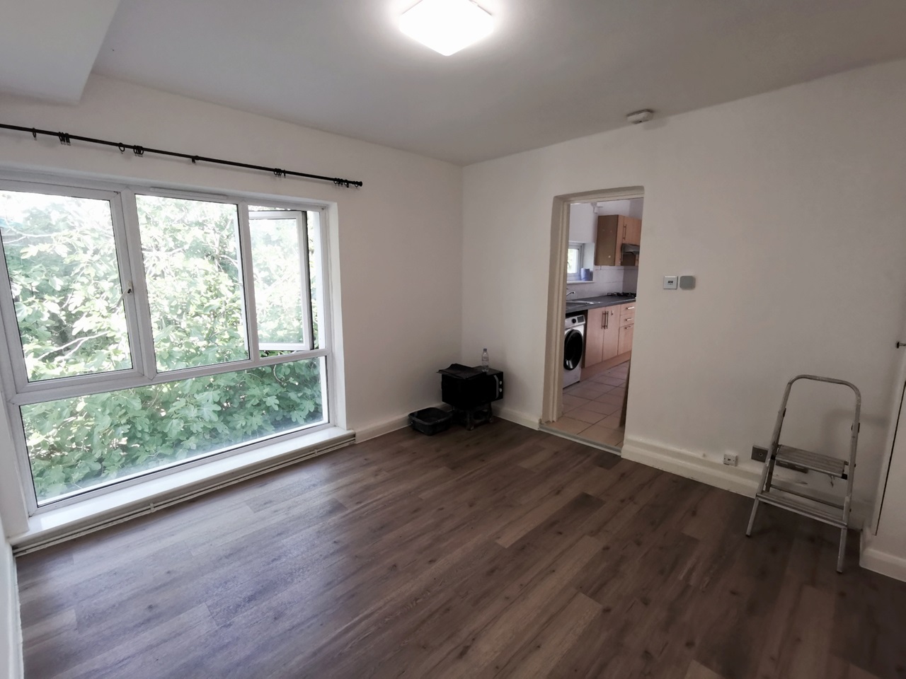 London 2 Bed Bungalow, Staplehurst Road, SE13 To Rent Now for £