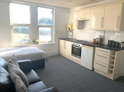 Bedsit, Dewsbury Road, LS11