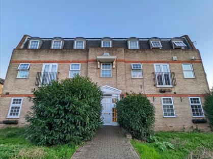 1 Bed Flat, Howard Close, EN9
