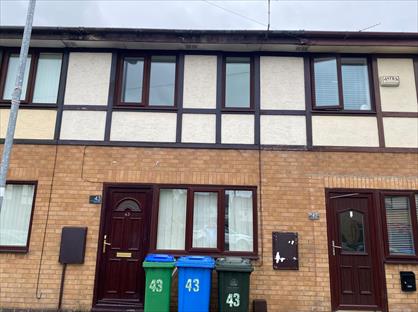 2 Bed Terraced House, Lock Close, OL10