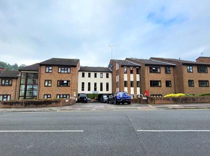 1 Bed Flat, Knowle Lodge, CR3