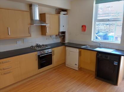 3 Bed Terraced House, Warwick Terrace, S10
