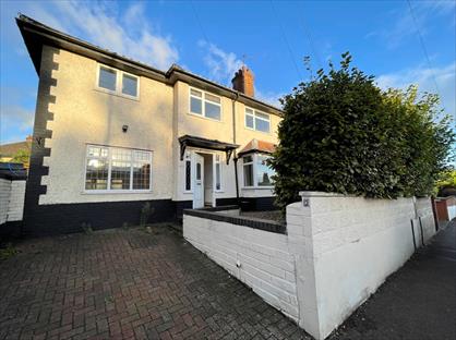 4 Bed Semi-Detached House, Long John Hill, NR1