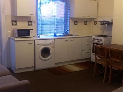 2 Bed Terraced House, Sussex Street, WF17