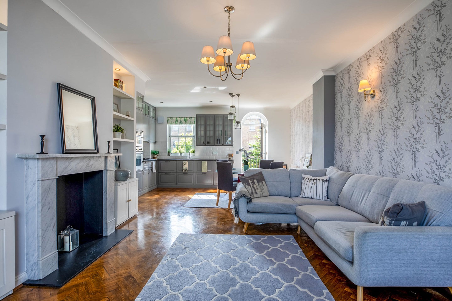 3 Bed Terraced House, Sovereign Crescent, SE16