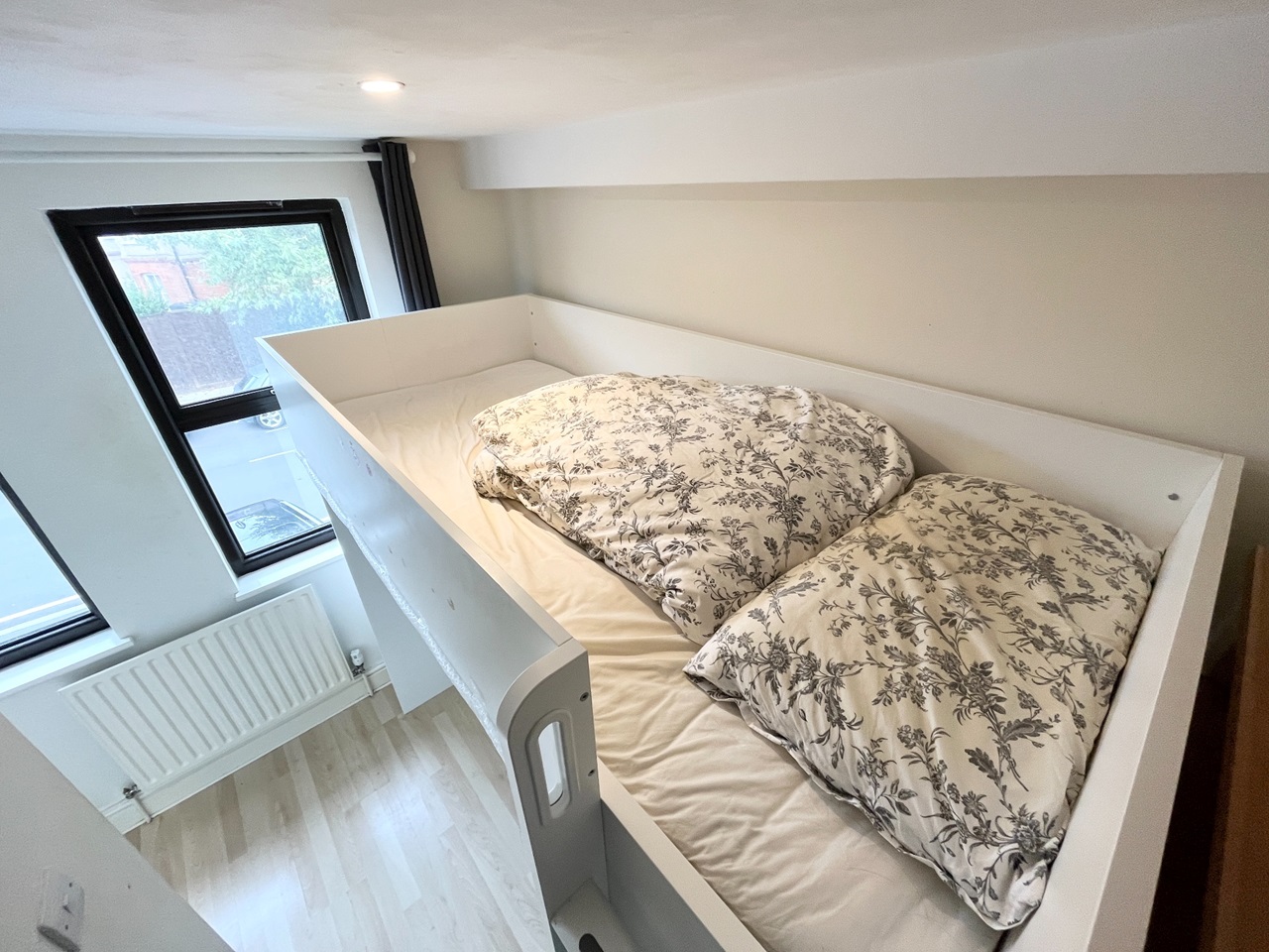 London 3 Bed Terraced House, Henfield Road, SW19 To Rent Now for £3,200.00 p/m