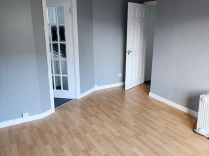 1 Bed Flat, Castle Avenue, FK2