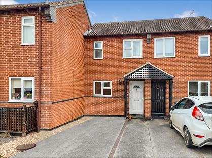 2 Bed Terraced House, Brendon Grove, NG13