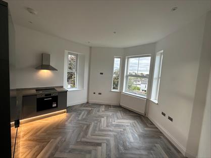 2 Bed Flat, Ashton Lea, TQ1