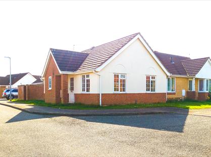 2 Bed Bungalow, Robin Mews, PE13