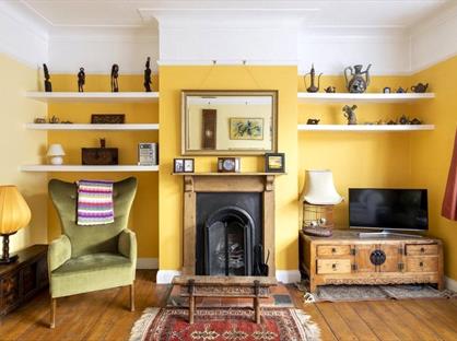 3 Bed Flat, Cricklade Avenue, SW2