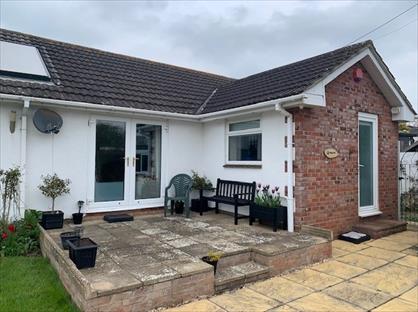 2 Bed Bungalow, Greenway, TA2