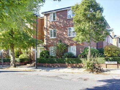 1 Bed Flat, Spicer Court, EN1