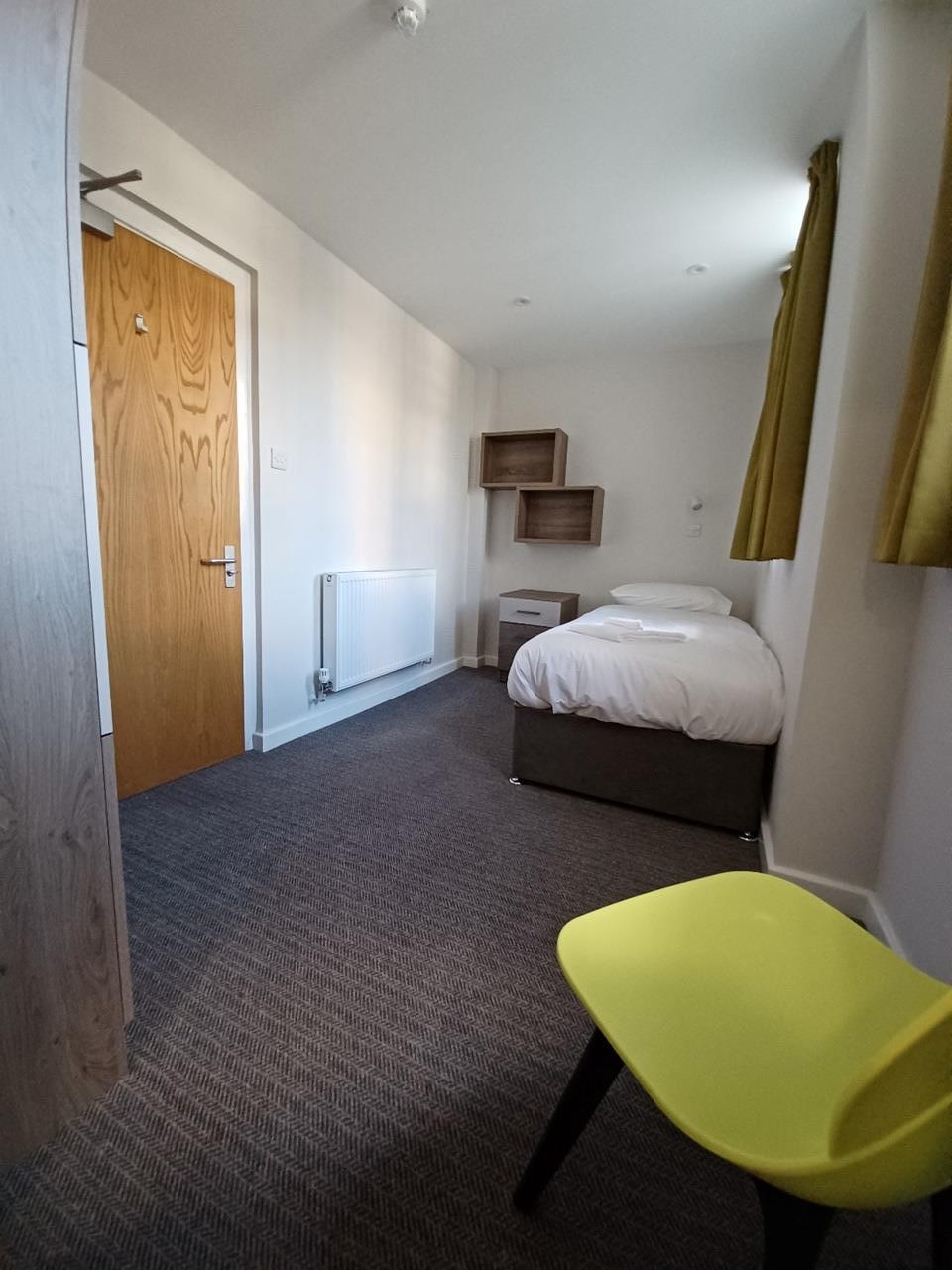 Bedsit, Foley Street, W1W