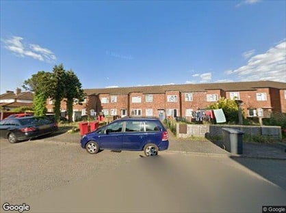 2 Bed Flat, Stoke Poges Lane, SL1