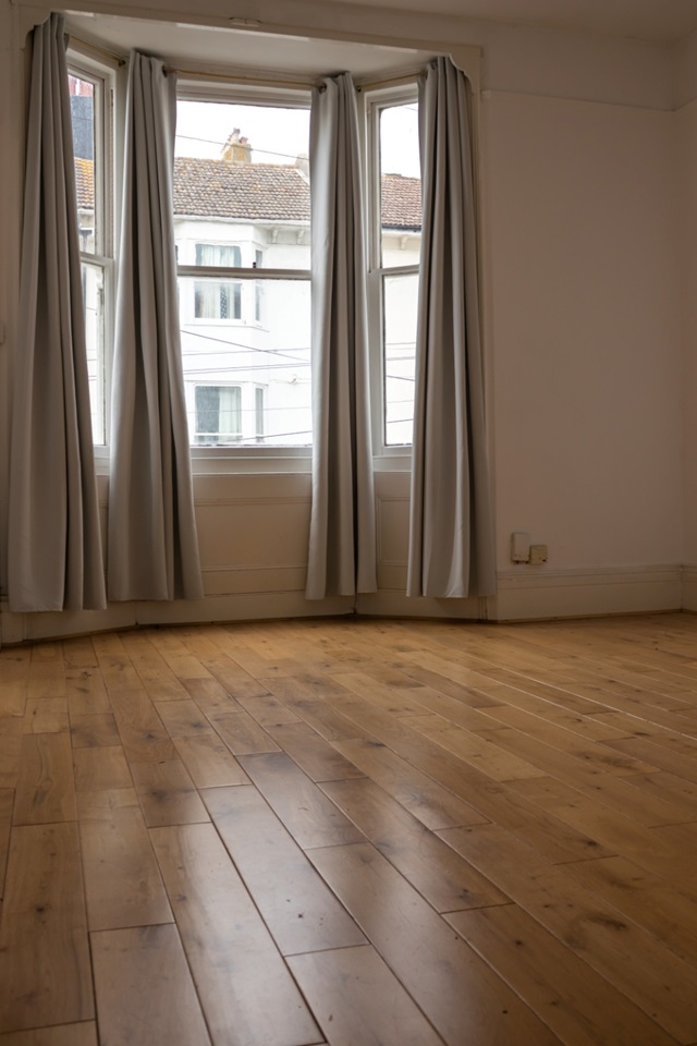 1 Bed Flat, Buckingham Street, BN1 photo 3