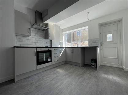 2 Bed Terraced House, Westmorland Street, BB11