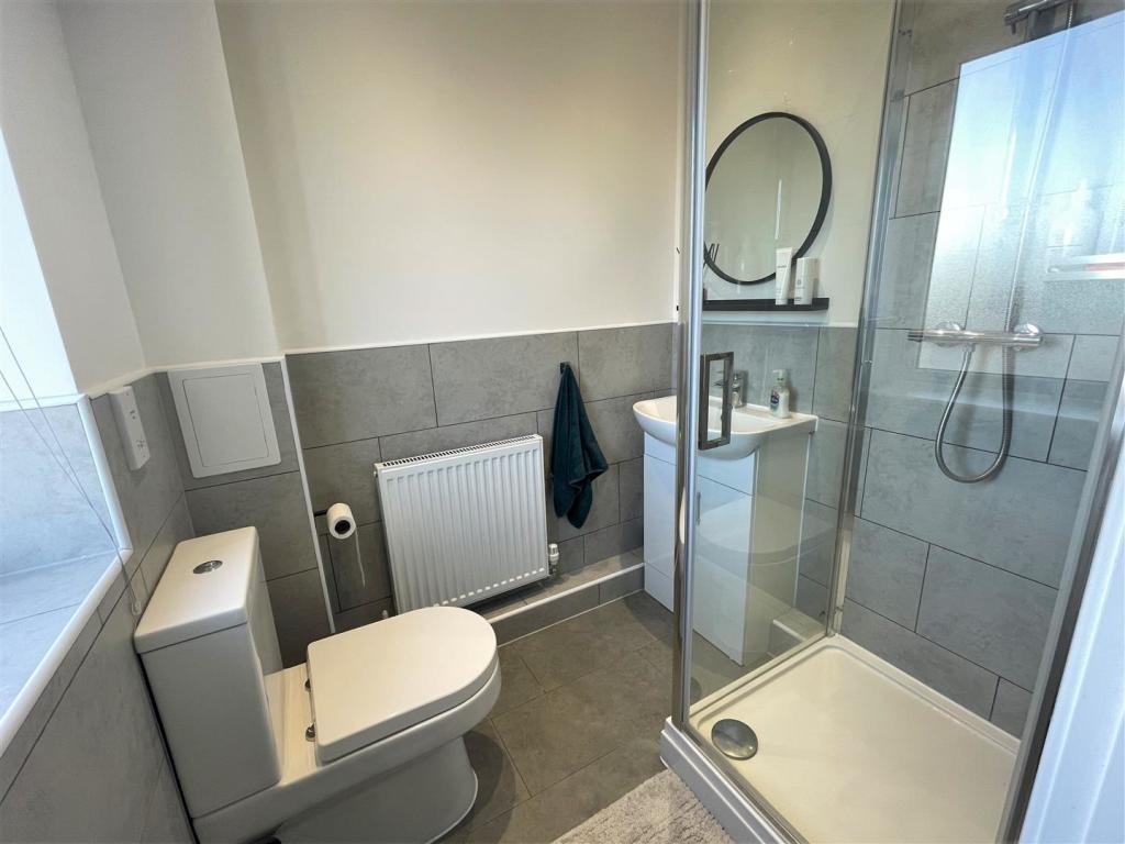 Bourne - 2 Bed Flat, Ridge House, PE10 - To Rent Now for £850.00 p/m